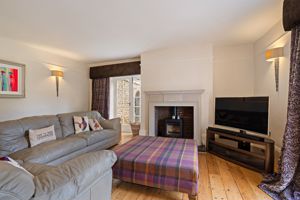 Sitting Room- click for photo gallery